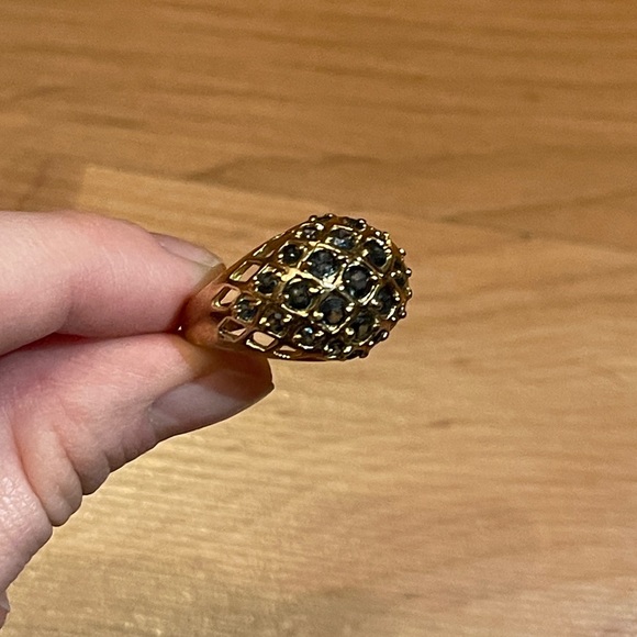 Vintage Sapphire Gold Women's Ring - Picture 6 of 8